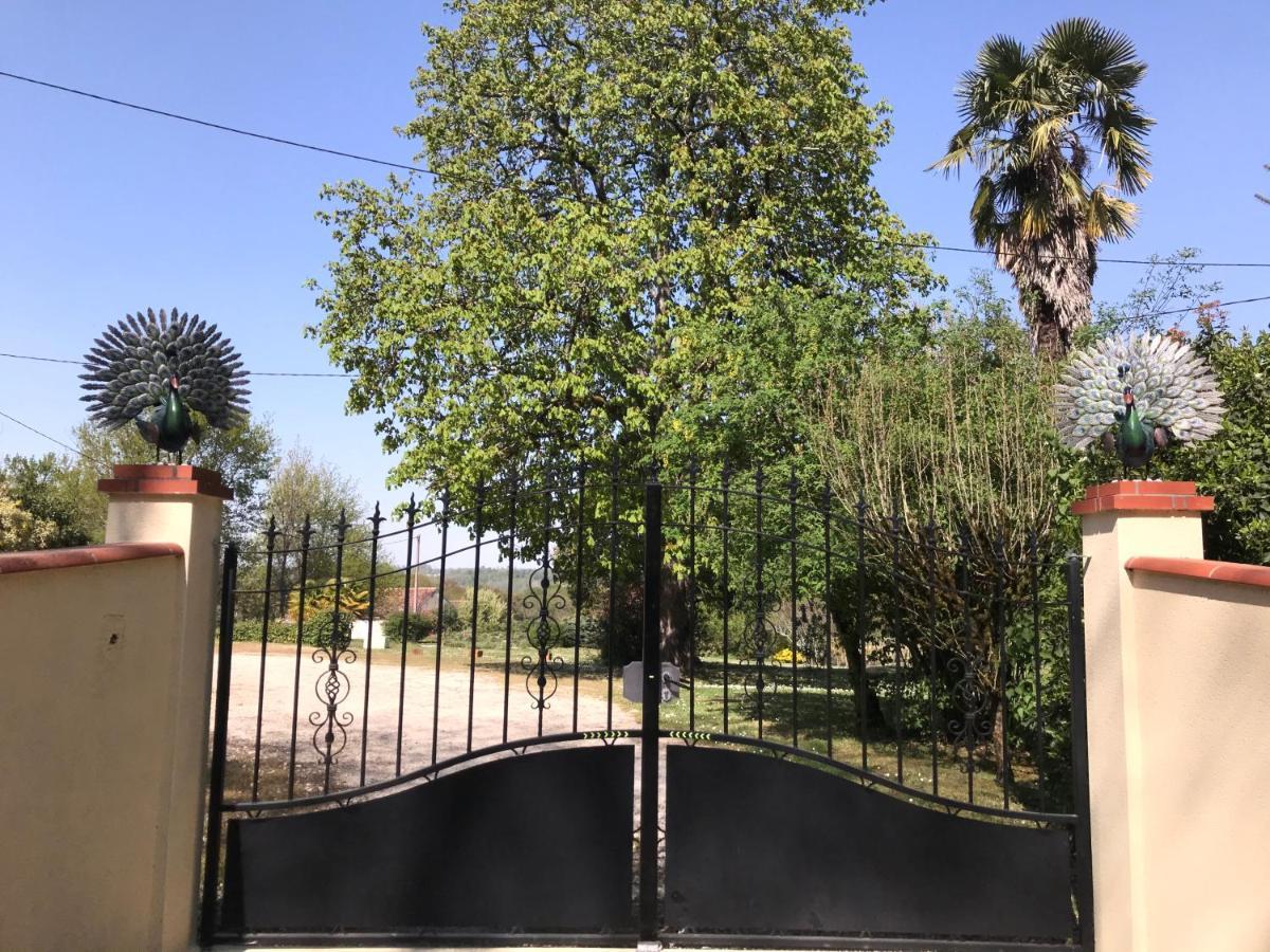 Laujuzan Domaine Pierrot Bed & Breakfast エクステリア 写真