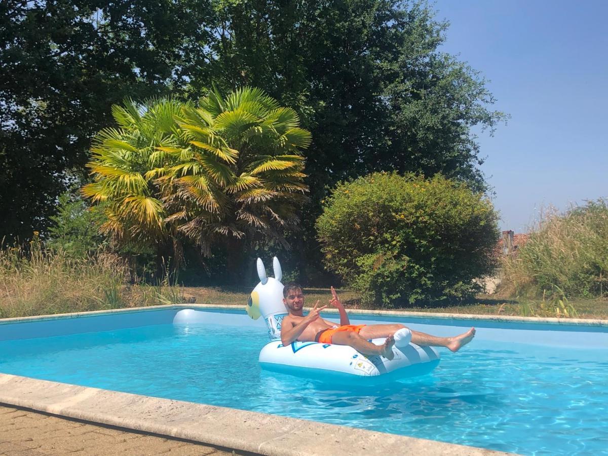 Laujuzan Domaine Pierrot Bed & Breakfast エクステリア 写真