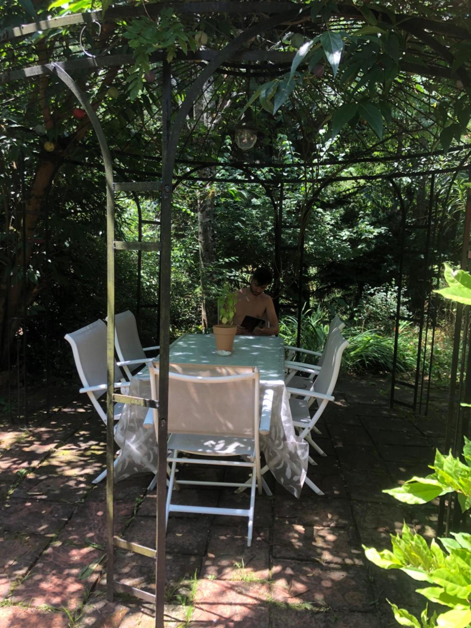 Laujuzan Domaine Pierrot Bed & Breakfast エクステリア 写真